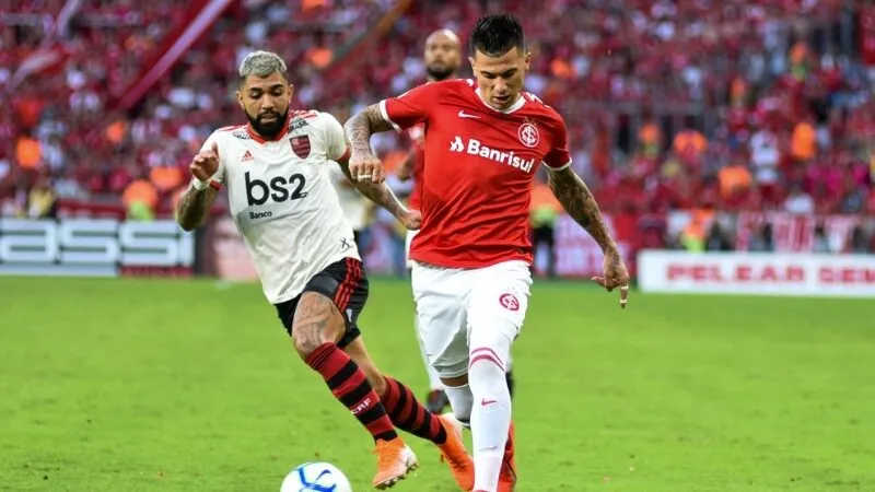 Flamengo được đánh giá cao hơn hẳn Internacional thời điểm này Flamengo được đánh giá cao hơn hẳn Internacional thời điểm này