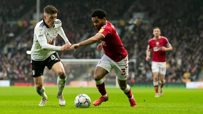 Fulham vượt trội hoàn toàn so với Bristol City Fulham vượt trội hoàn toàn so với Bristol City