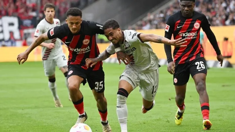 Frankfurt hoàn toàn có thể nghĩ về kết quả hòa trên sân BayArena Frankfurt hoàn toàn có thể nghĩ về kết quả hòa trên sân BayArena